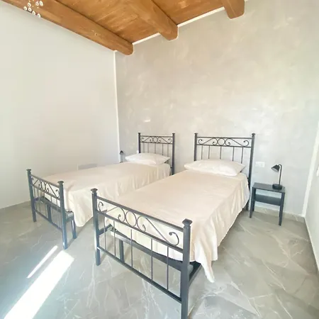 Aida Bed and Breakfast 3*