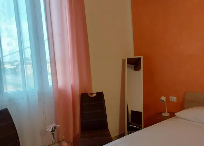 Aida فندق مبيت وإفطار كوتيغنولا